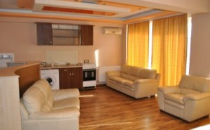 apartament living unit cu bucataria